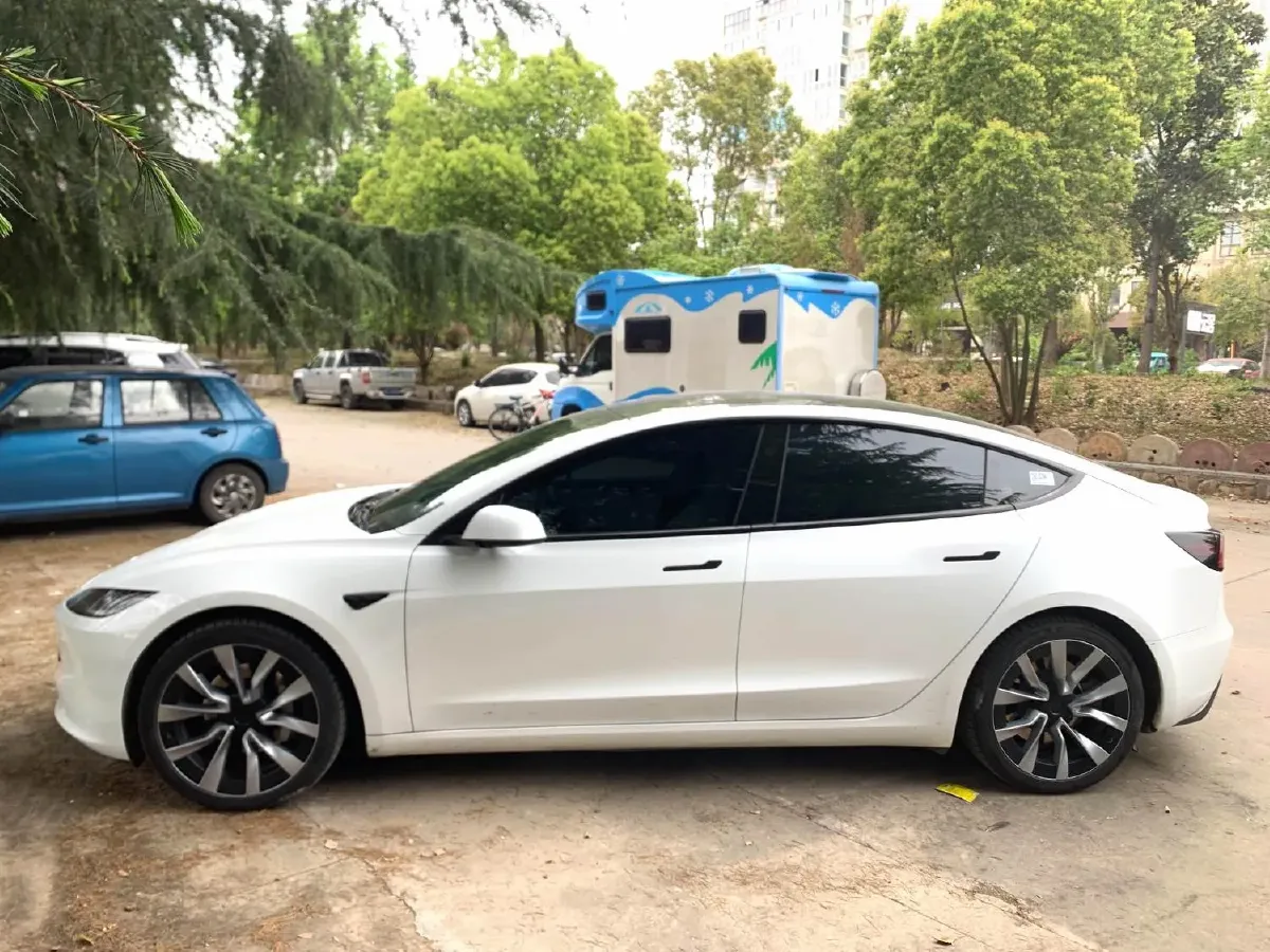 2023 Buick EnvisionPlus 2.0T 237HP L4 9AT,autocango,china used car exporter,china ev exporter,chinese used car exporter,chinese used ev exporter