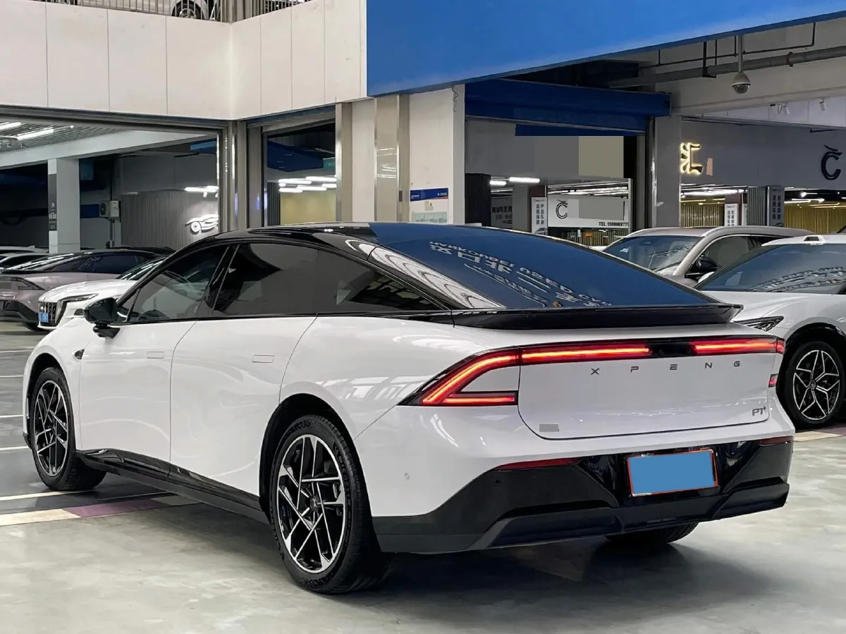 2024 Xpeng P7+ BEV 60.7KWH,autocango,china used car exporter,china ev exporter,chinese used car exporter,chinese used ev exporter