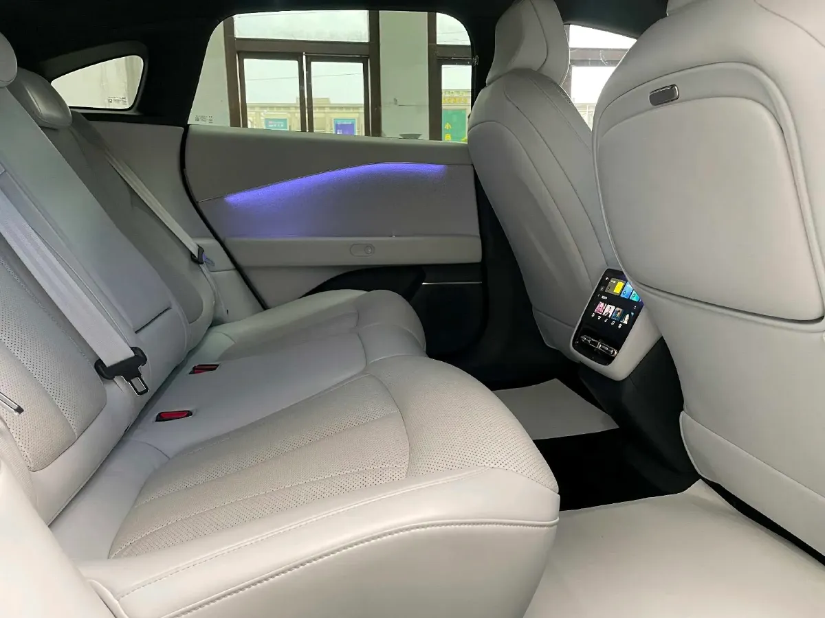 2024 Xpeng P7+ BEV 60.7KWH,autocango,china used car exporter,china ev exporter,chinese used car exporter,chinese used ev exporter