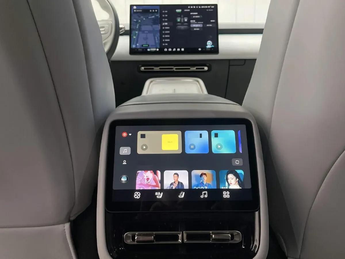 2024 Xpeng P7+ BEV 60.7KWH,autocango,china used car exporter,china ev exporter,chinese used car exporter,chinese used ev exporter