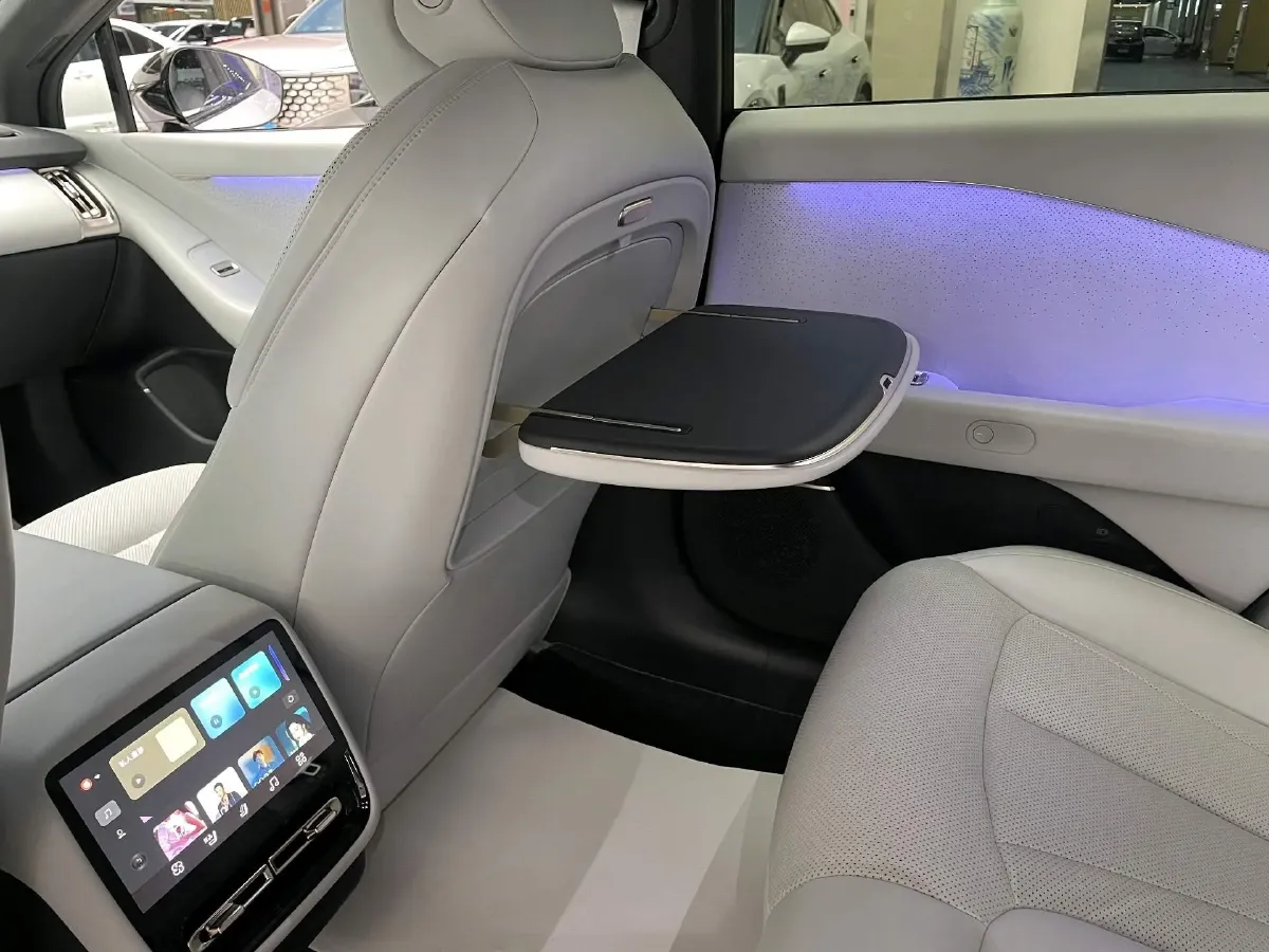 2024 Xpeng P7+ BEV 60.7KWH,autocango,china used car exporter,china ev exporter,chinese used car exporter,chinese used ev exporter