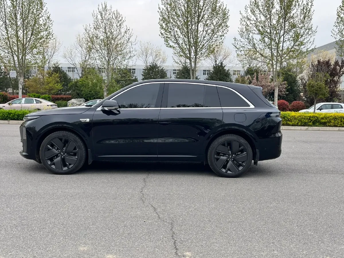 2025 Li L6 Range Extended 154HP L4 REEV,autocango,china used car exporter,china ev exporter,chinese used car exporter,chinese used ev exporter