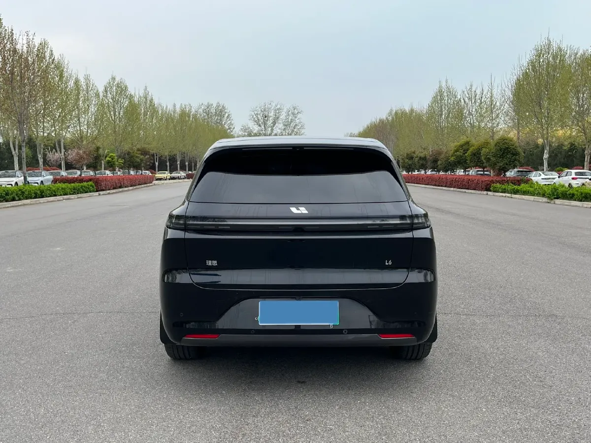 2025 Li L6 Range Extended 154HP L4 REEV,autocango,china used car exporter,china ev exporter,chinese used car exporter,chinese used ev exporter
