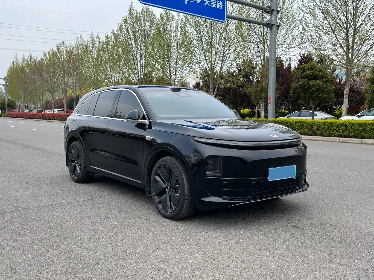 2025 Li L6 Range Extended 154HP L4 REEV,autocango,china used car exporter,china ev exporter,chinese used car exporter,chinese used ev exporter