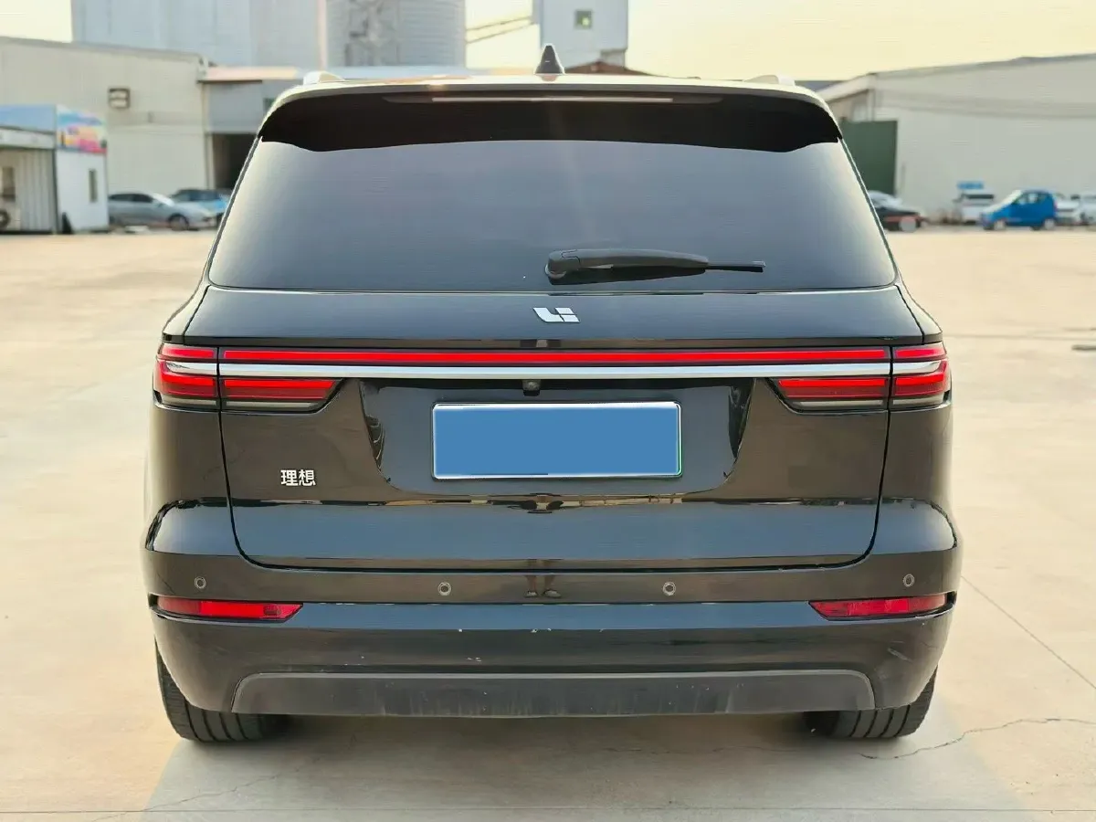 2021 Li ONE Range Extended 131HP REEV 40.5KWH,autocango,china used car exporter,china ev exporter,chinese used car exporter,chinese used ev exporter