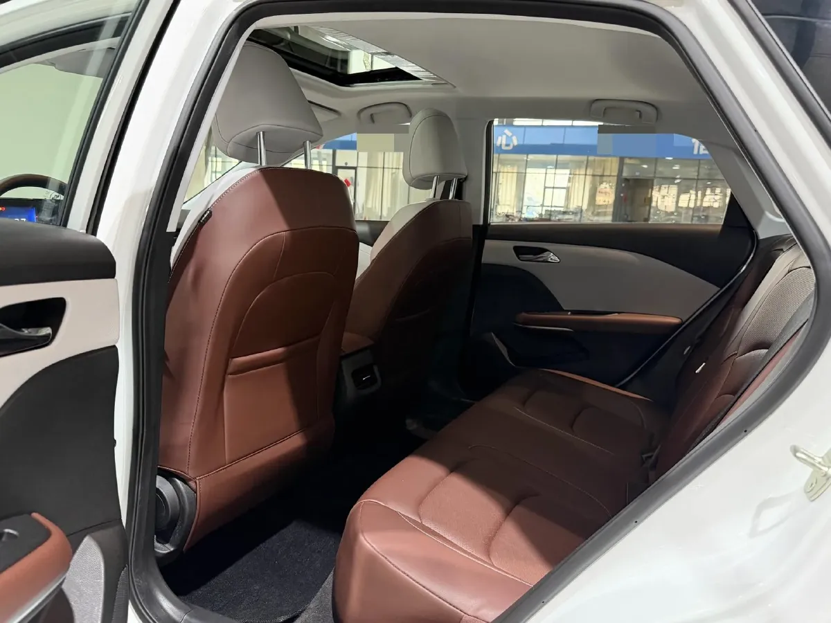 2023 Chevrolet Monza 1.5L 113HP L4 6DCT,autocango,china used car exporter,china ev exporter,chinese used car exporter,chinese used ev exporter