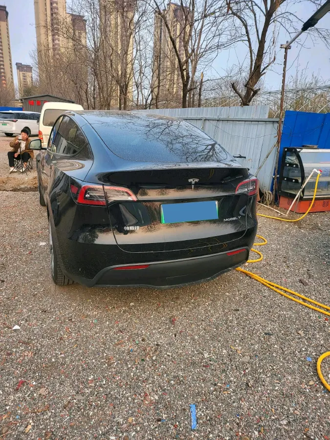 2022 Tesla Model Y BEV 60KWH,autocango,china used car exporter,china ev exporter,chinese used car exporter,chinese used ev exporter