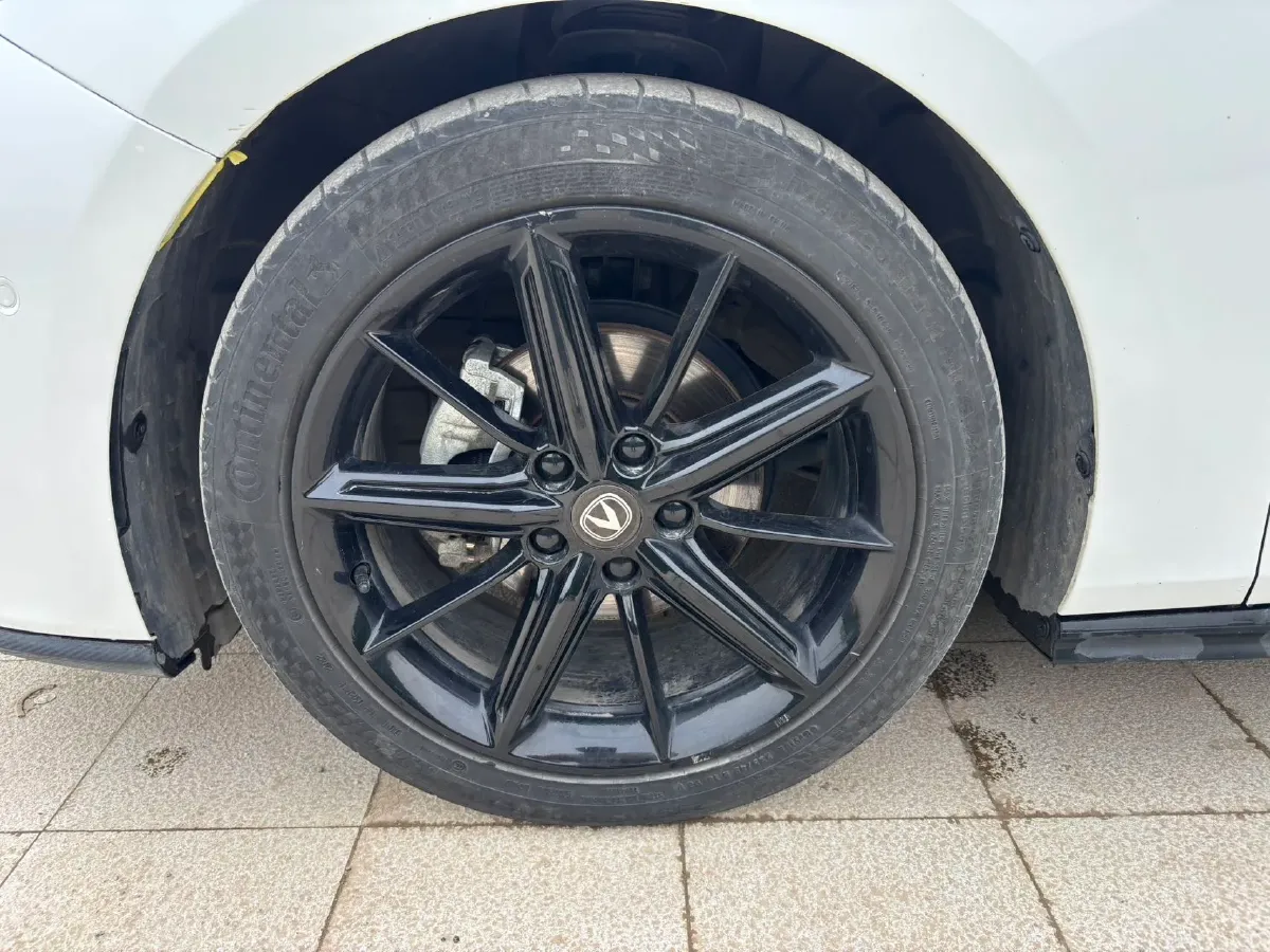 2022 ChangAn UNI-V 1.5T 188HP L4 7DCT,autocango,china used car exporter,china ev exporter,chinese used car exporter,chinese used ev exporter