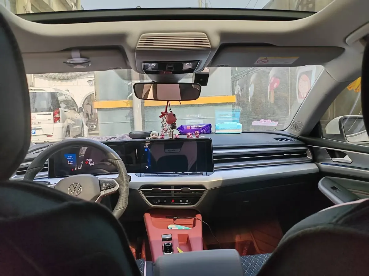 2024 Volkswagen Lamando 1.4T 150HP L4 7DCT,autocango,china used car exporter,china ev exporter,chinese used car exporter,chinese used ev exporter