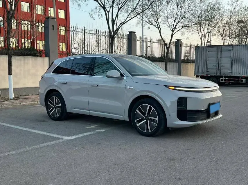 2024 Li L6 Range Extended 154HP L4 REEV 36.8KWH,autocango,china used car exporter,china ev exporter,chinese used car exporter,chinese used ev exporter