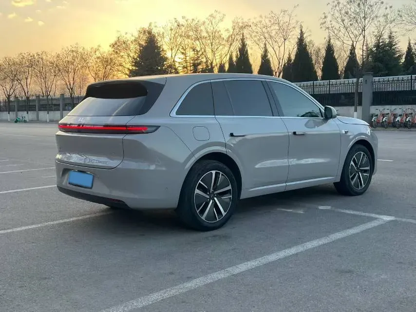 2024 Li L6 Range Extended 154HP L4 REEV 36.8KWH,autocango,china used car exporter,china ev exporter,chinese used car exporter,chinese used ev exporter