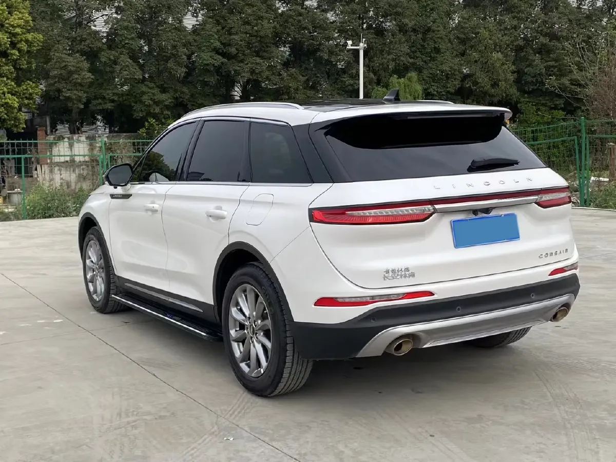2021 Lincoln Corsair 2.0T 245HP L4 8AT,autocango,china used car exporter,china ev exporter,chinese used car exporter,chinese used ev exporter