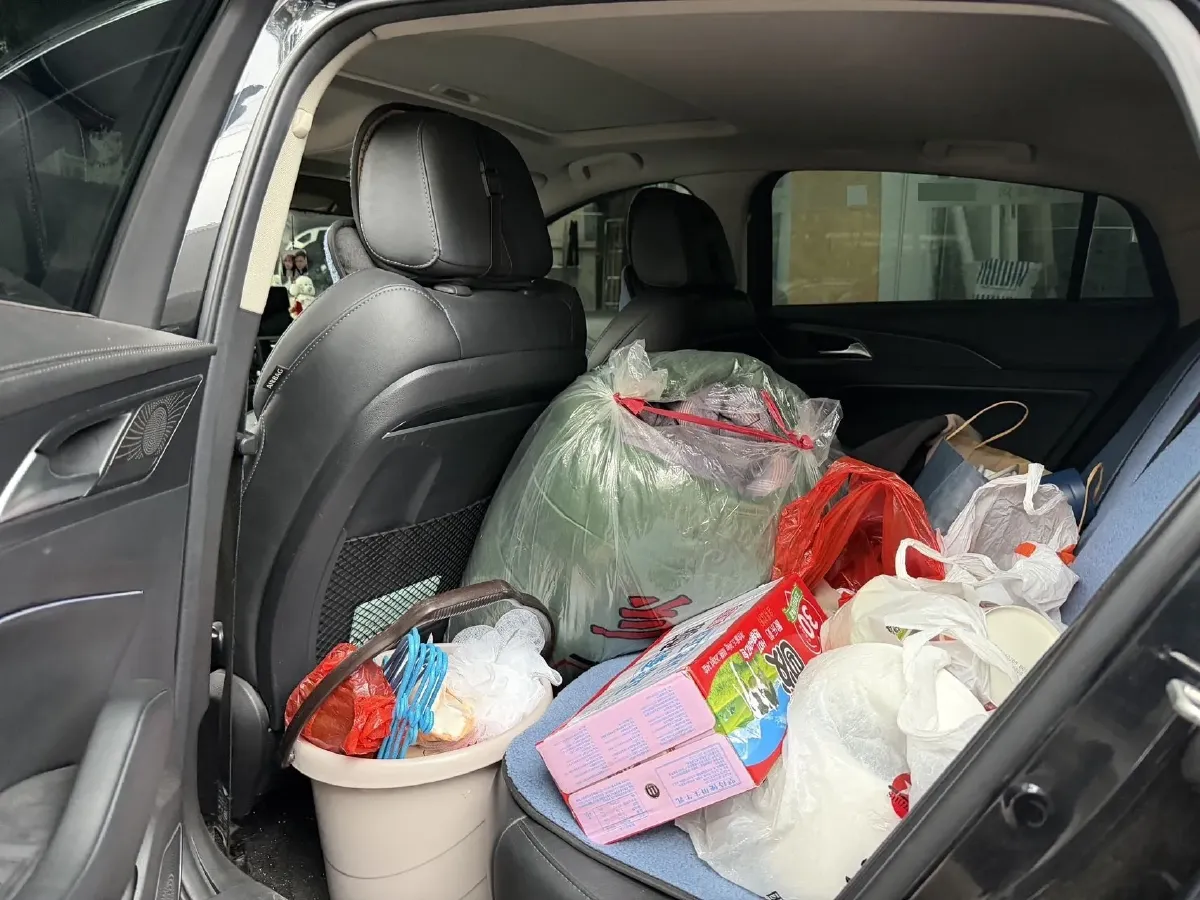 2020 HongQi H5 1.8T 197HP L4 6AT,autocango,china used car exporter,china ev exporter,chinese used car exporter,chinese used ev exporter