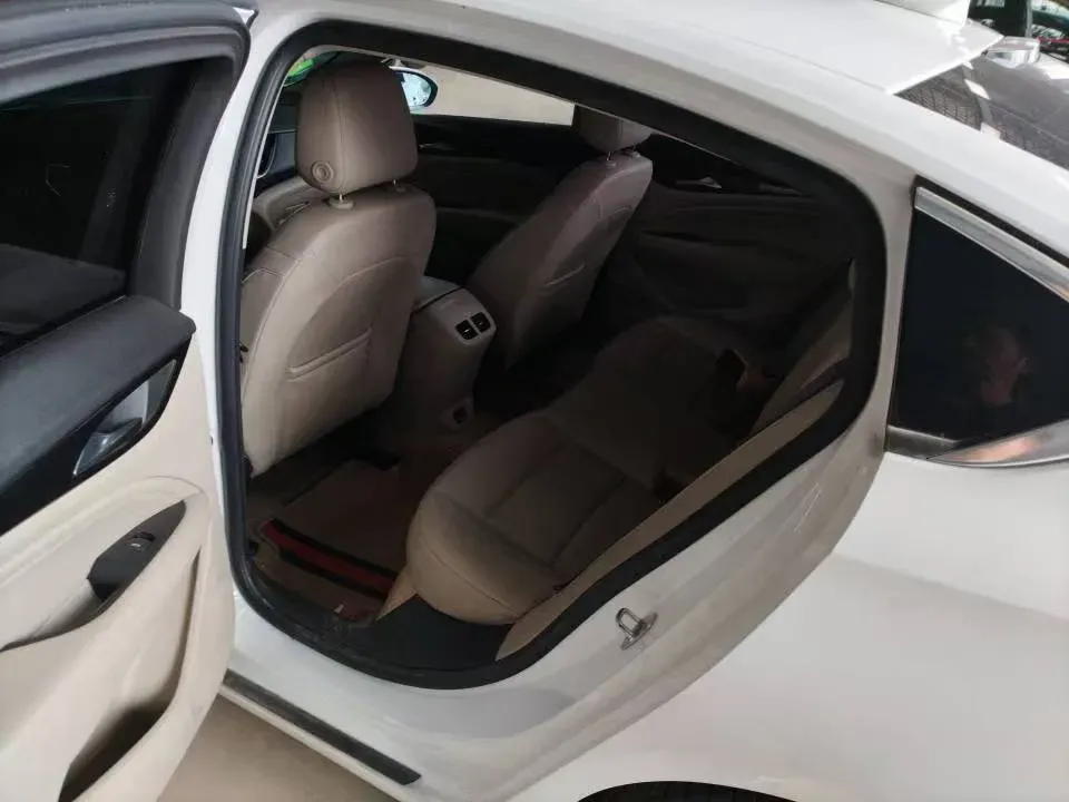 2020 Buick Regal 1.5T 169HP L4 9AT,autocango,china used car exporter,china ev exporter,chinese used car exporter,chinese used ev exporter