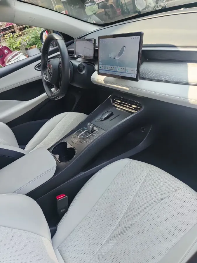 2025 BYD Seal05 DM-i 1.5L 101HP L4 E-CVT PHEV 15.87KWH,autocango,china used car exporter,china ev exporter,chinese used car exporter,chinese used ev exporter