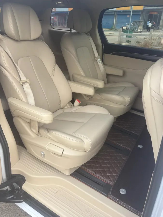 2023 Buick GL8 2.0T 237HP L4 9AT,autocango,china used car exporter,china ev exporter,chinese used car exporter,chinese used ev exporter