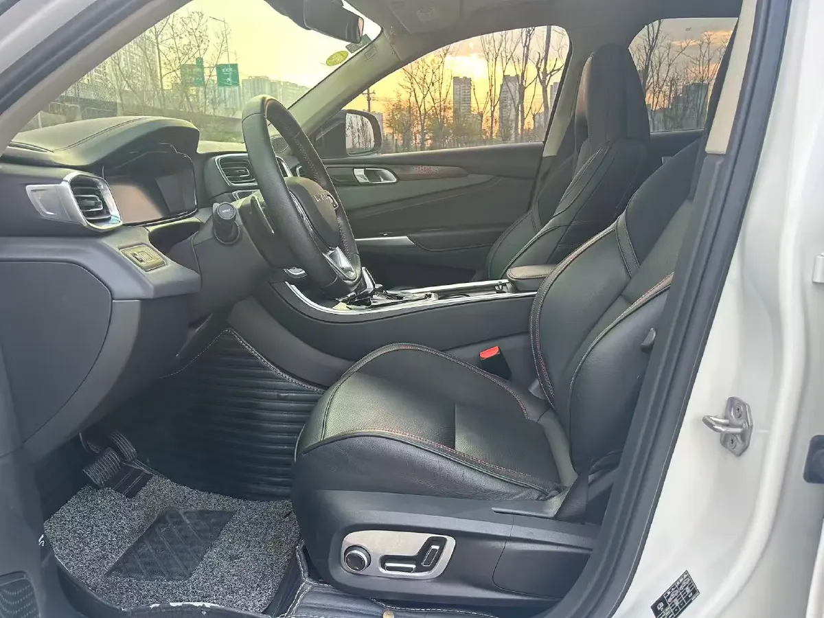 2017 Foton Sauvana 2.0T 218HP L4 6AT,autocango,china used car exporter,china ev exporter,chinese used car exporter,chinese used ev exporter