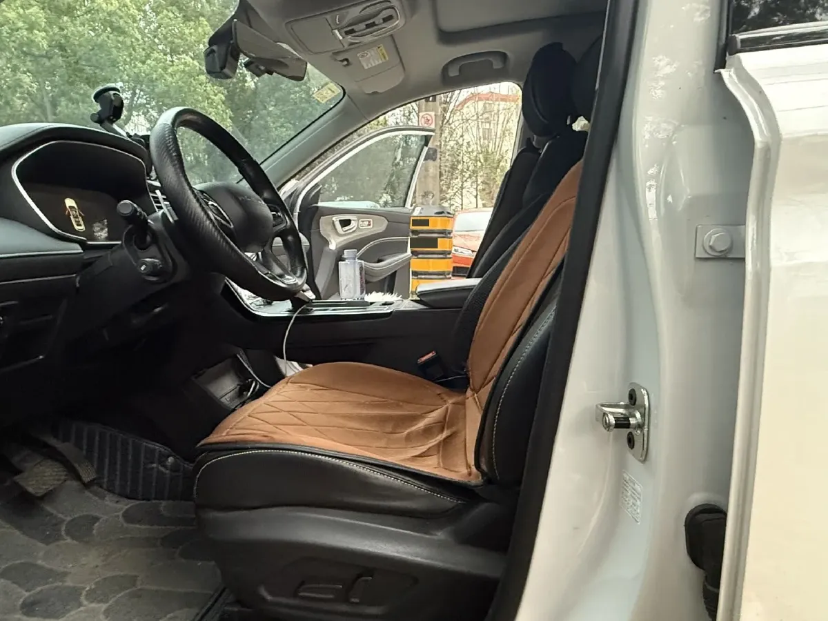 2020 Roewe RX5 1.5T 169HP L4 AMT PHEV 11.1KWH,autocango,china used car exporter,china ev exporter,chinese used car exporter,chinese used ev exporter