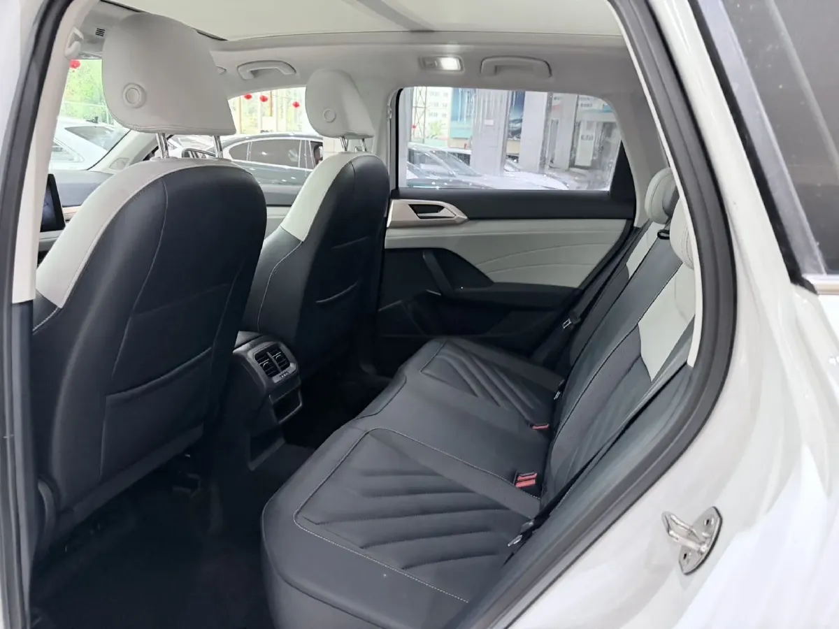 2023 Volkswagen Tharu 1.5T 160HP L4 7DCT,autocango,china used car exporter,china ev exporter,chinese used car exporter,chinese used ev exporter