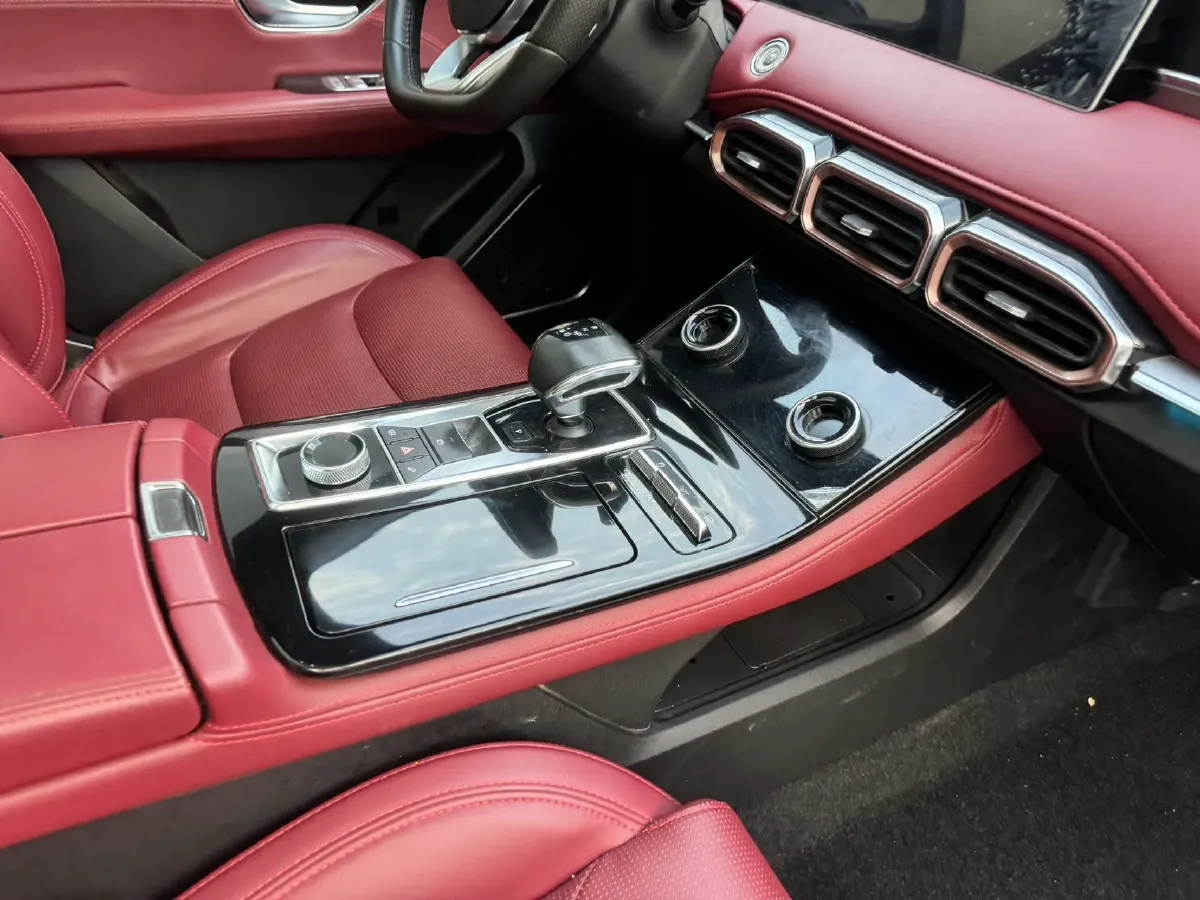 2021 Jetour X70 Plus 1.6T 197HP L4 7DCT,autocango,china used car exporter,china ev exporter,chinese used car exporter,chinese used ev exporter