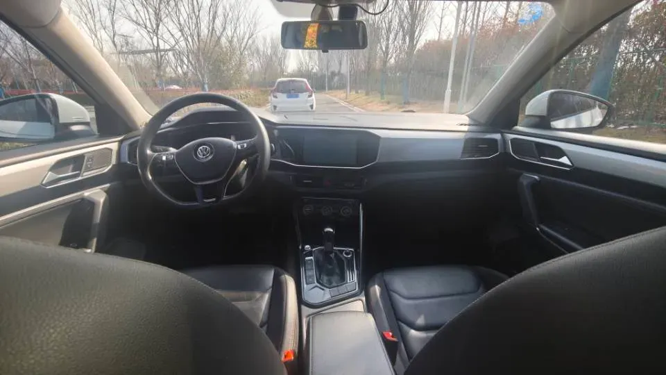 2019 Jeep Cherokee 2.0T 234HP L4 9AT,autocango,china used car exporter,china ev exporter,chinese used car exporter,chinese used ev exporter