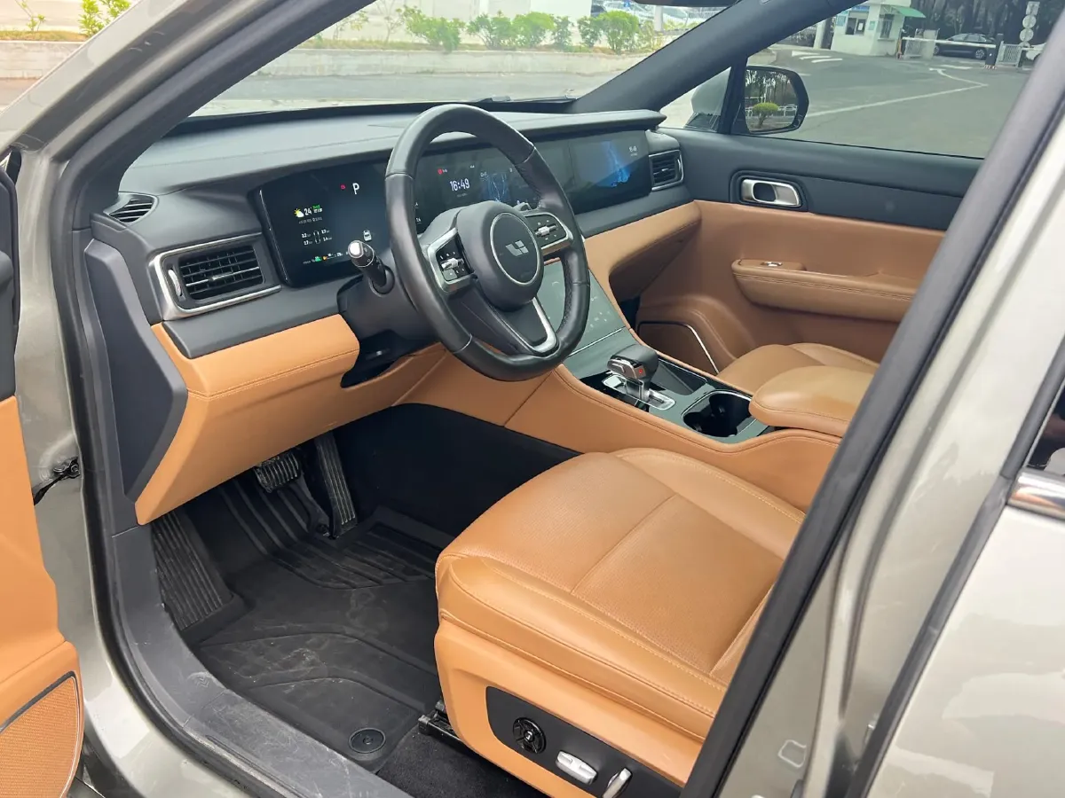 2021 Li ONE Range Extended 131HP REEV 40.5KWH,autocango,china used car exporter,china ev exporter,chinese used car exporter,chinese used ev exporter