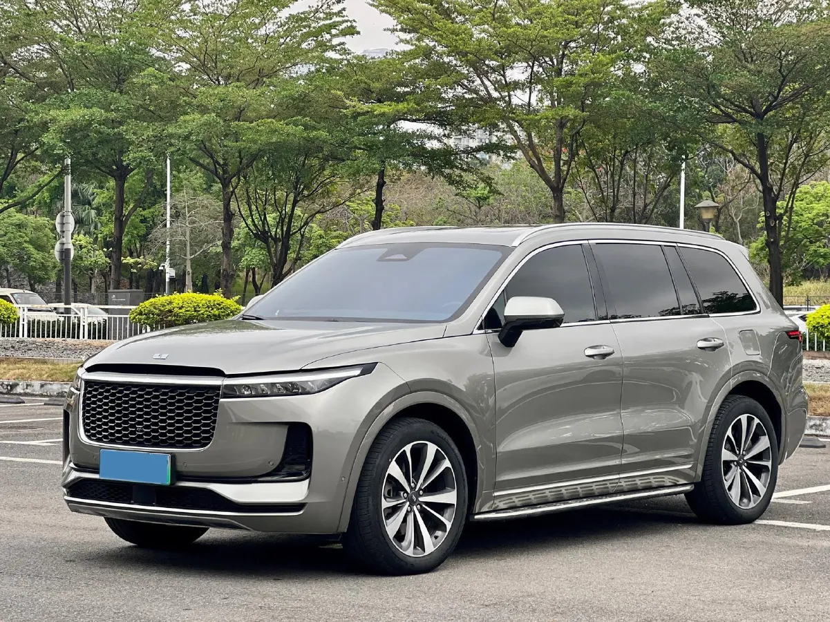 2021 Li ONE Range Extended 131HP REEV 40.5KWH,autocango,china used car exporter,china ev exporter,chinese used car exporter,chinese used ev exporter