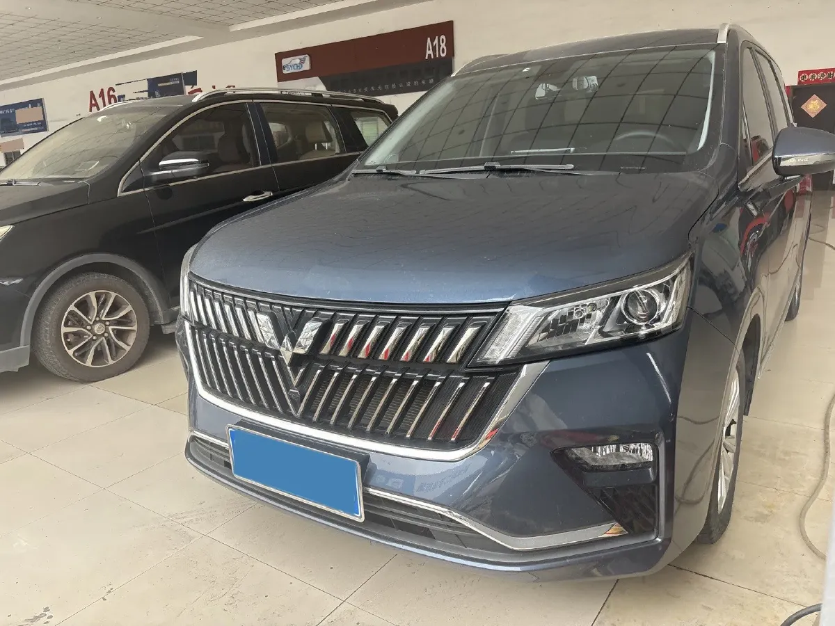 2022 WuLing KaiJie 1.5T 147HP L4 CVT,autocango,china used car exporter,china ev exporter,chinese used car exporter,chinese used ev exporter