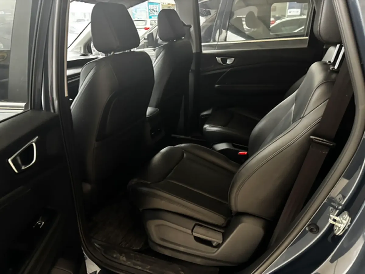 2022 WuLing KaiJie 1.5T 147HP L4 CVT,autocango,china used car exporter,china ev exporter,chinese used car exporter,chinese used ev exporter