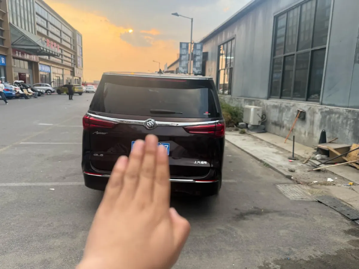 2020 Buick GL8 2.0T 237HP L4 9AT,autocango,china used car exporter,china ev exporter,chinese used car exporter,chinese used ev exporter