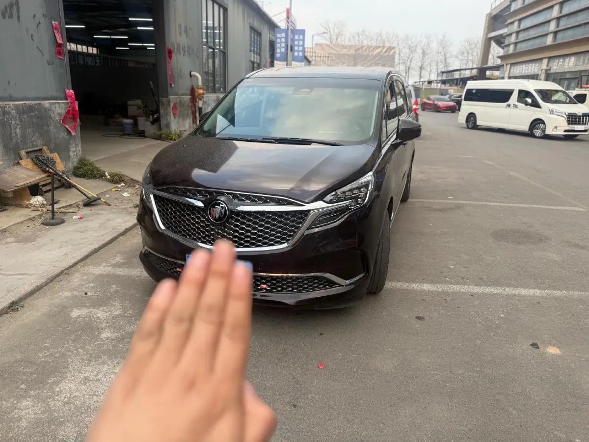 2020 Buick GL8 2.0T 237HP L4 9AT,autocango,china used car exporter,china ev exporter,chinese used car exporter,chinese used ev exporter