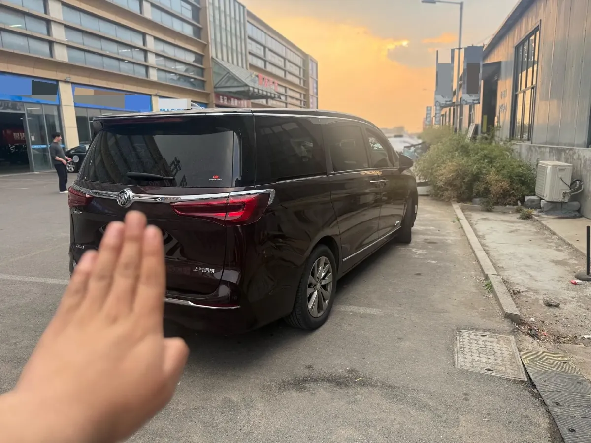 2020 Buick GL8 2.0T 237HP L4 9AT,autocango,china used car exporter,china ev exporter,chinese used car exporter,chinese used ev exporter