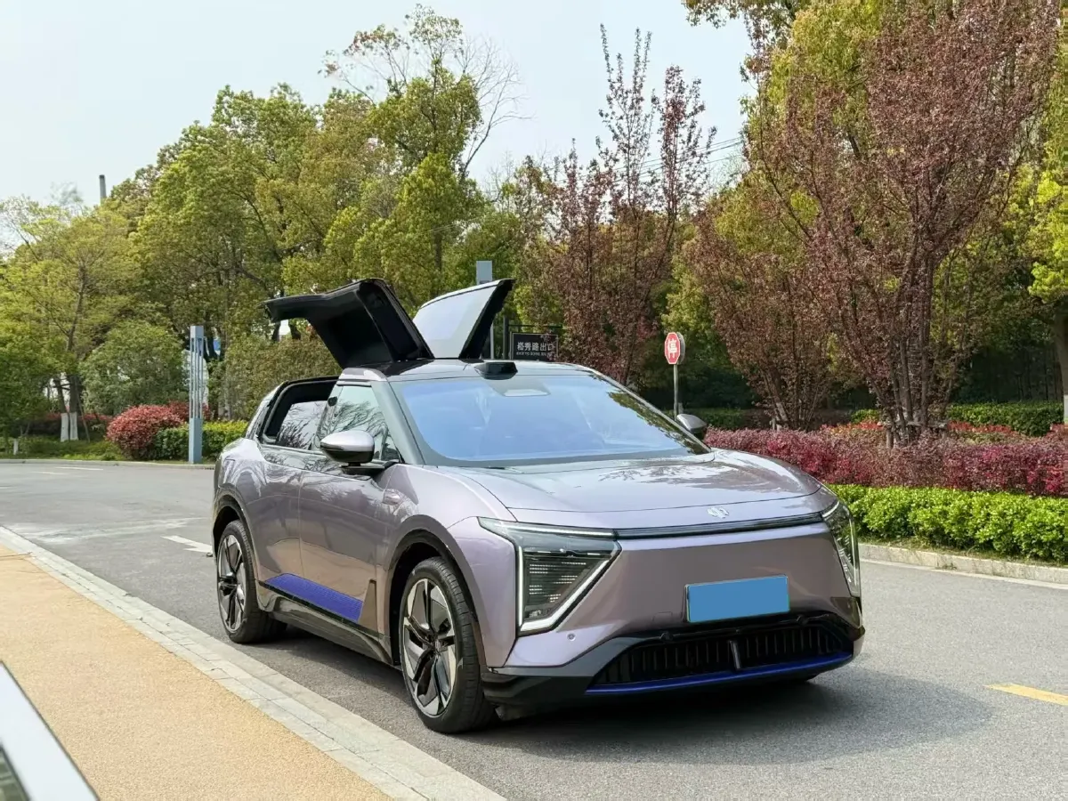 2023 HiPhi Y BEV 115KWH,autocango,china used car exporter,china ev exporter,chinese used car exporter,chinese used ev exporter