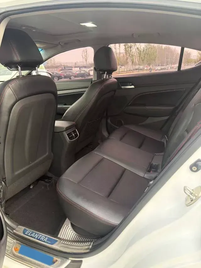 2018 Hyundai Elantra 1.6L 130HP L4 6AT,autocango,china used car exporter,china ev exporter,chinese used car exporter,chinese used ev exporter
