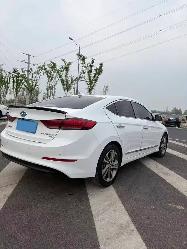2018 Hyundai Elantra 1.6L 130HP L4 6AT,autocango,china used car exporter,china ev exporter,chinese used car exporter,chinese used ev exporter