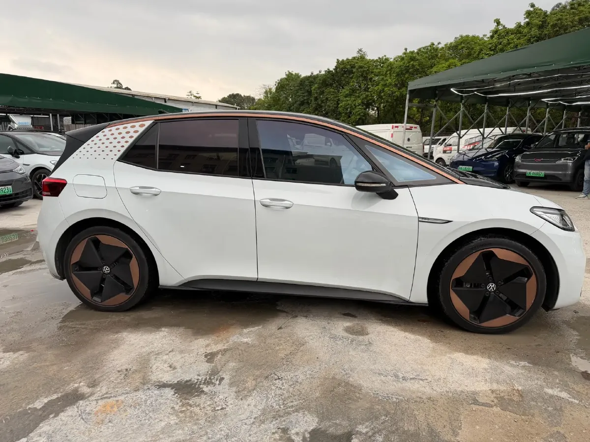 2022 Volkswagen ID.3 BEV 57.3KWH,autocango,china used car exporter,china ev exporter,chinese used car exporter,chinese used ev exporter