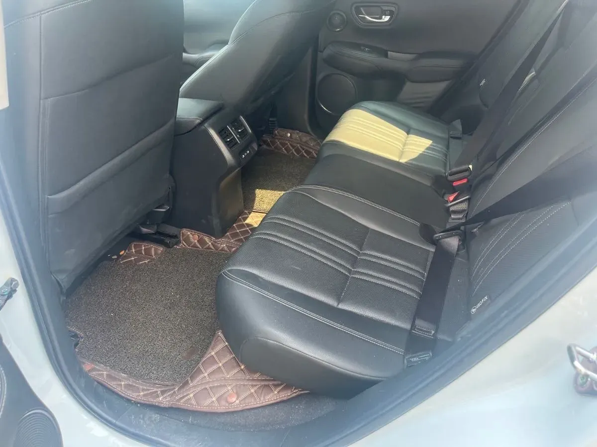 2023 Honda HR-V 2.0L 143HP L4 E-CVT Hybrid,autocango,china used car exporter,china ev exporter,chinese used car exporter,chinese used ev exporter