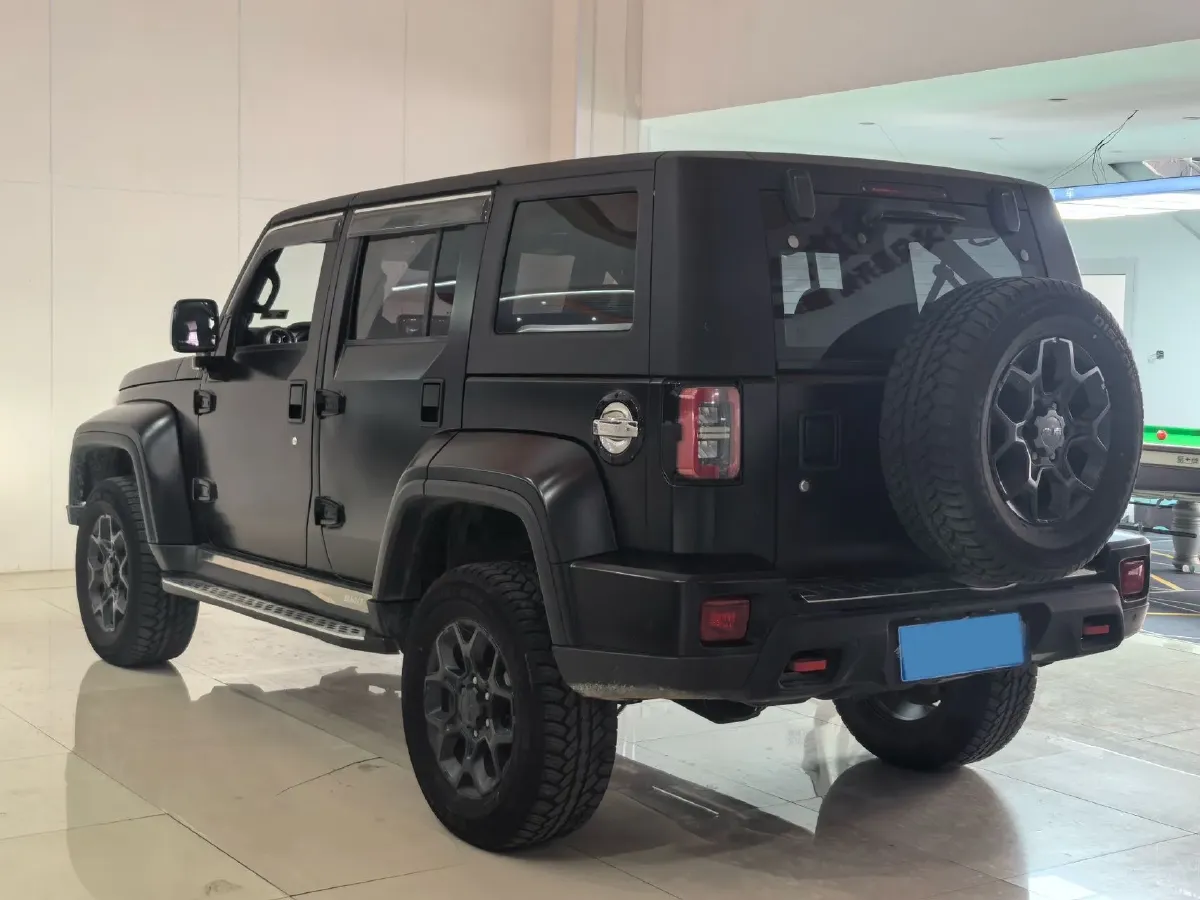 2023 Beijing BJ40 2.3T 231HP L4 6AT,autocango,china used car exporter,china ev exporter,chinese used car exporter,chinese used ev exporter