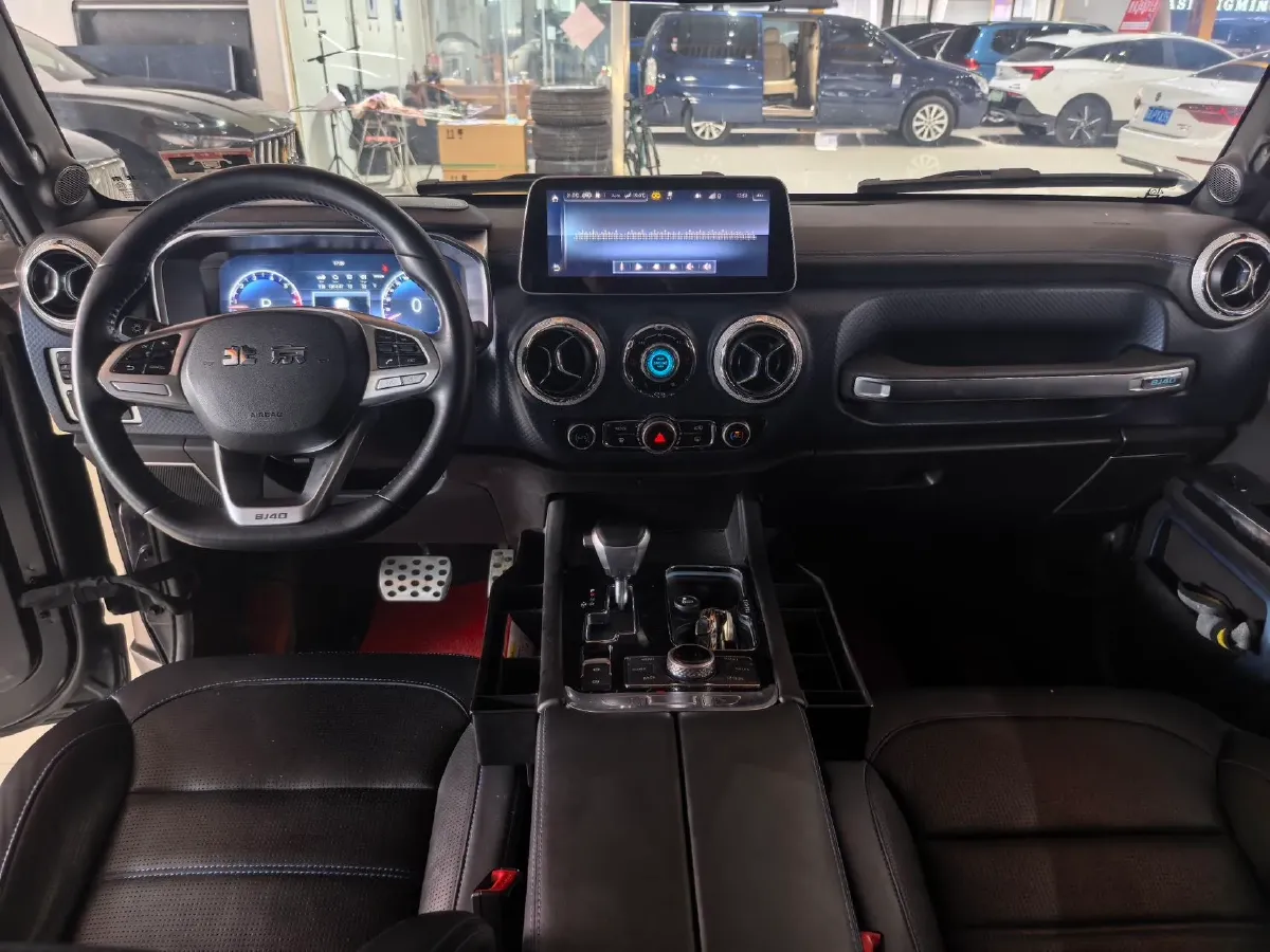 2023 Beijing BJ40 2.3T 231HP L4 6AT,autocango,china used car exporter,china ev exporter,chinese used car exporter,chinese used ev exporter