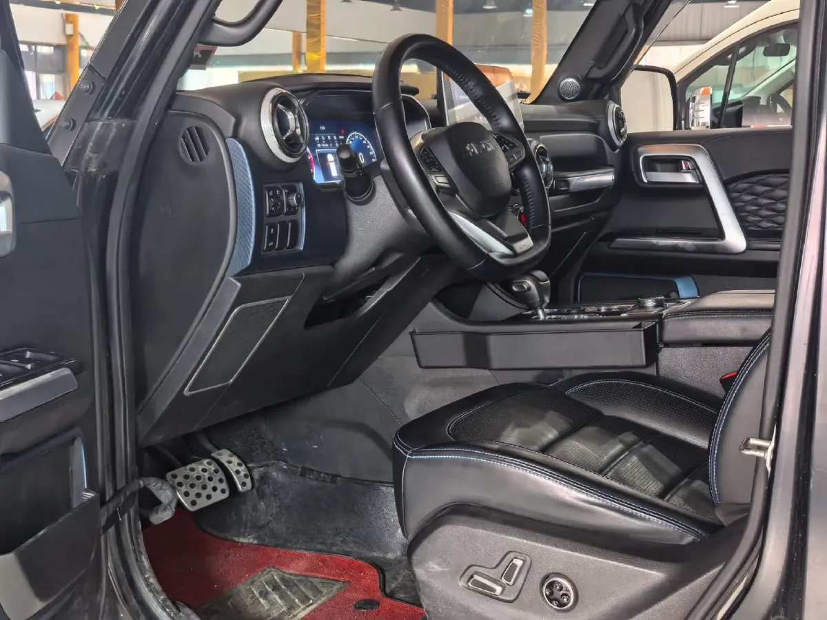 2023 Beijing BJ40 2.3T 231HP L4 6AT,autocango,china used car exporter,china ev exporter,chinese used car exporter,chinese used ev exporter