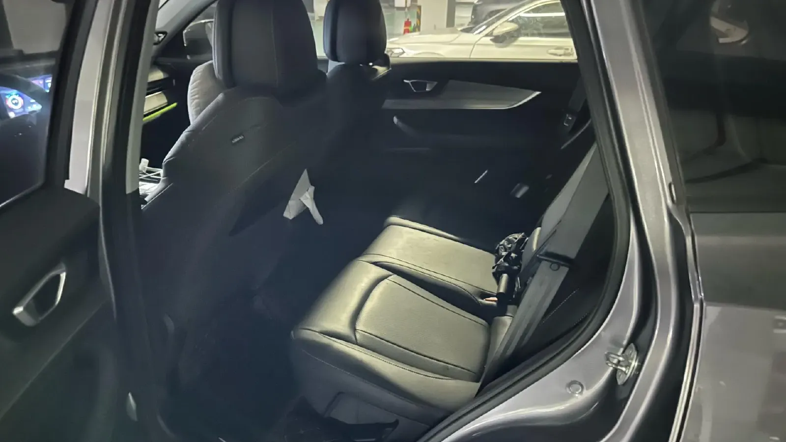 2023 Chery Tiggo 8 1.6T 197HP L4 7DCT,autocango,china used car exporter,china ev exporter,chinese used car exporter,chinese used ev exporter