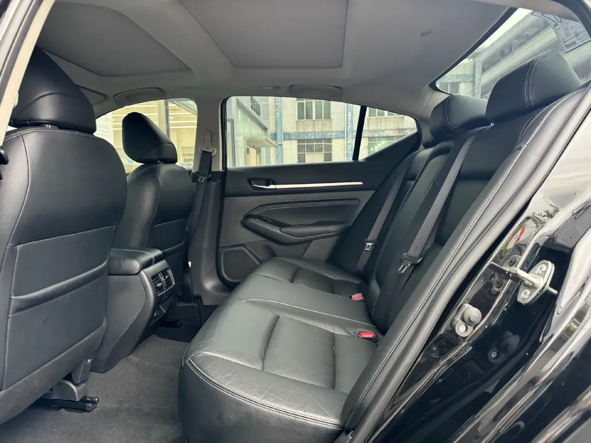 2021 Nissan Teana 2.0T 243HP L4 CVT,autocango,china used car exporter,china ev exporter,chinese used car exporter,chinese used ev exporter