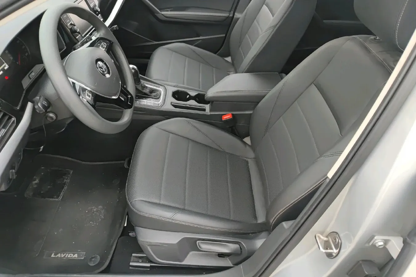 2018 Volkswagen Lavida 1.2T 116HP L4 7DCT,autocango,china used car exporter,china ev exporter,chinese used car exporter,chinese used ev exporter