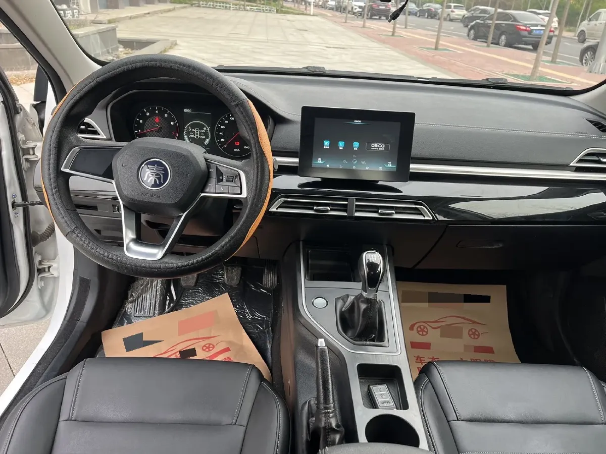 2019 BYD Qin 1.5L 109HP L4 5MT,autocango,china used car exporter,china ev exporter,chinese used car exporter,chinese used ev exporter