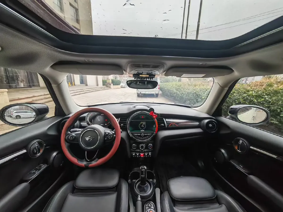 2021 MINI MINI 1.5T 136HP L3 7DCT,autocango,china used car exporter,china ev exporter,chinese used car exporter,chinese used ev exporter