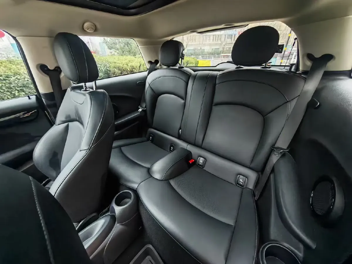 2021 MINI MINI 1.5T 136HP L3 7DCT,autocango,china used car exporter,china ev exporter,chinese used car exporter,chinese used ev exporter