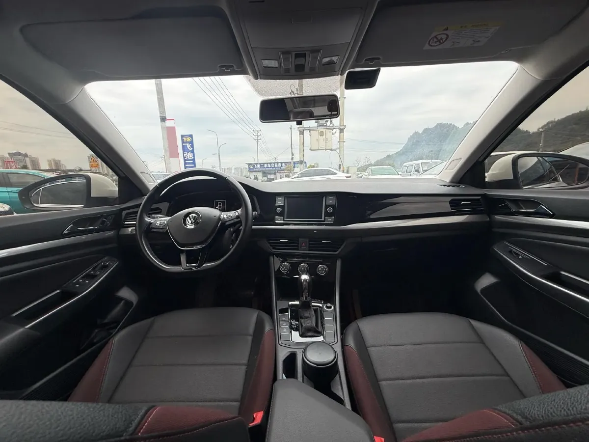 2019 Bestune T77 1.2T 143HP L4 7DCT,autocango,china used car exporter,china ev exporter,chinese used car exporter,chinese used ev exporter