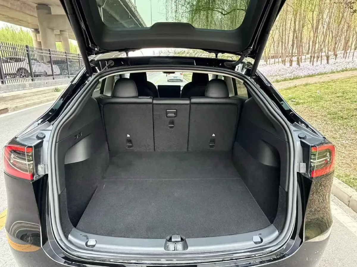 2024 Iveco OuSheng BEV 77.28KWH,autocango,china used car exporter,china ev exporter,chinese used car exporter,chinese used ev exporter