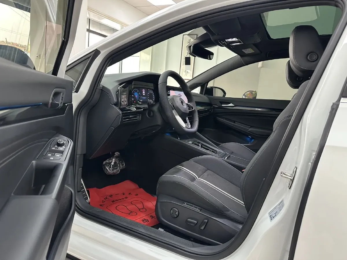 2021 Volkswagen Golf 1.4T 150HP L4 7DCT,autocango,china used car exporter,china ev exporter,chinese used car exporter,chinese used ev exporter