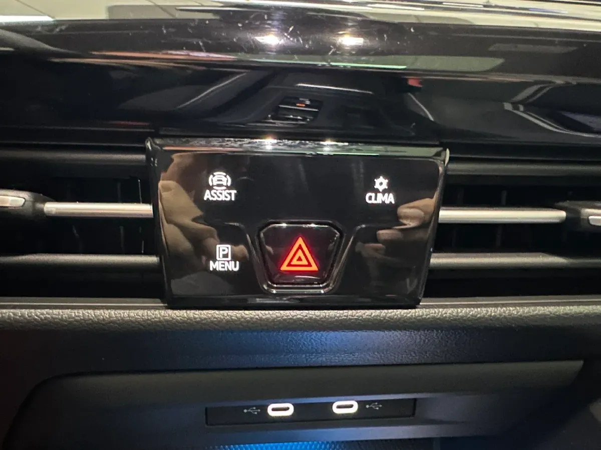 2021 Volkswagen Golf 1.4T 150HP L4 7DCT,autocango,china used car exporter,china ev exporter,chinese used car exporter,chinese used ev exporter